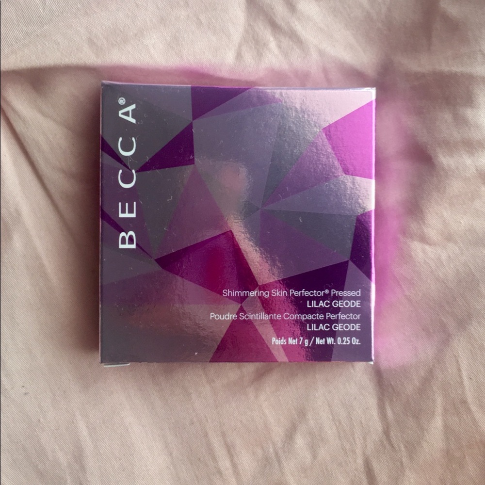 ✨NIB✨ Lilac Geode BECCA Shimmering Skin Perfector - Picture 1 of 3